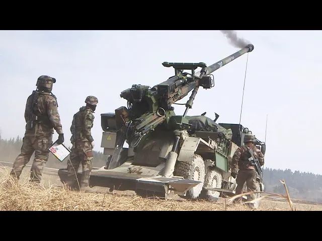 caesar 155mm self-propelled howitzer - french artillery live fire exercise